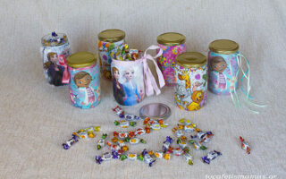 DIY Βαζάκι για Κεράσματα με Ντεκουπάζ.