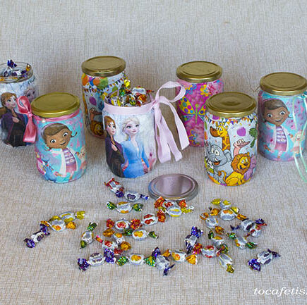 DIY Βαζάκι για Κεράσματα με Ντεκουπάζ.