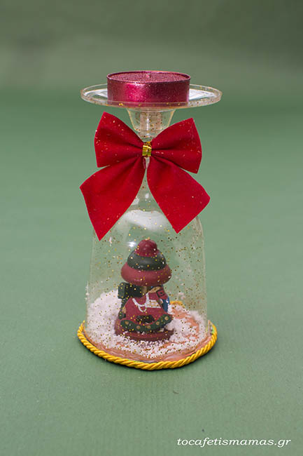 Χριστουγεννιάτικα Κηροπήγια από Ποτήρια Μίας Χρήσης.