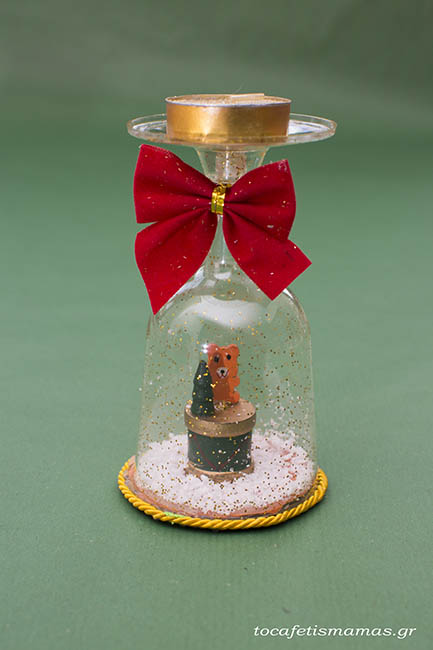 Χριστουγεννιάτικα Κηροπήγια από Ποτήρια Μίας Χρήσης.