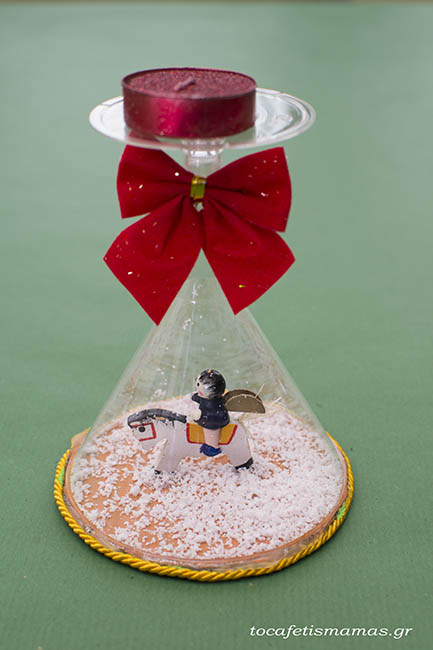 Χριστουγεννιάτικα Κηροπήγια από Ποτήρια Μίας Χρήσης.