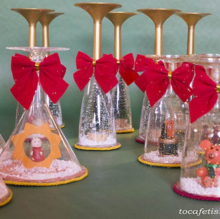 Χριστουγεννιάτικα Κηροπήγια από Ποτήρια Μίας Χρήσης.