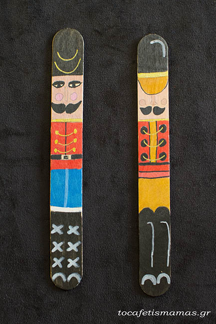 Χριστουγεννιάτικοι σελιδοδείκτες από γλωσσοπίεστρα.