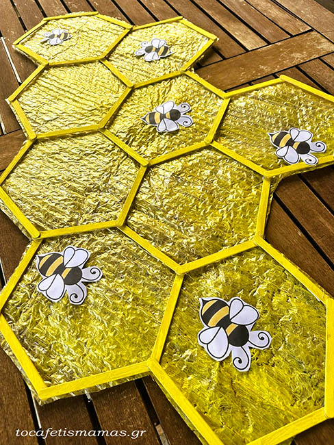 Πώς να φτιάξετε και εσείς μια αποκριάτικη στολή μελισσοκόμου (DIY).